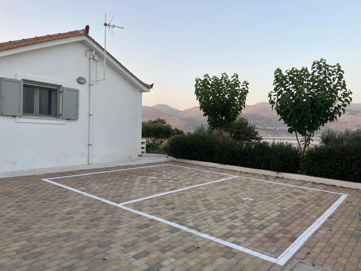 Apollonides Seafront Villa1 Aoede Lixouri Exteriör bild