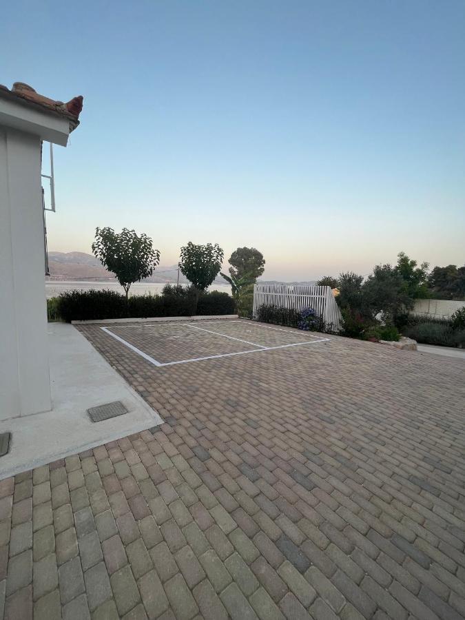Apollonides Seafront Villa1 Aoede Lixouri Exteriör bild